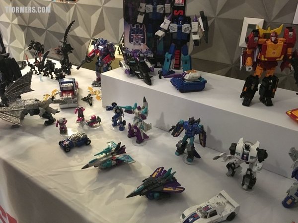 SDCC 2017   Power Of The Primes Photos From The Hasbro Breakfast Rodimus Prime Darkwing Dreadwind Jazz More  (12 of 105)